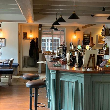 The Boot And Shoe Inn Flintham Dış mekan fotoğraf