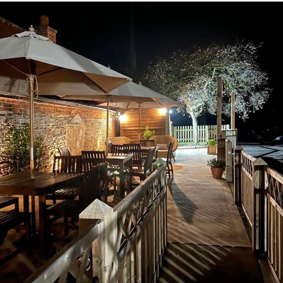 The Boot And Shoe Inn Flintham Dış mekan fotoğraf
